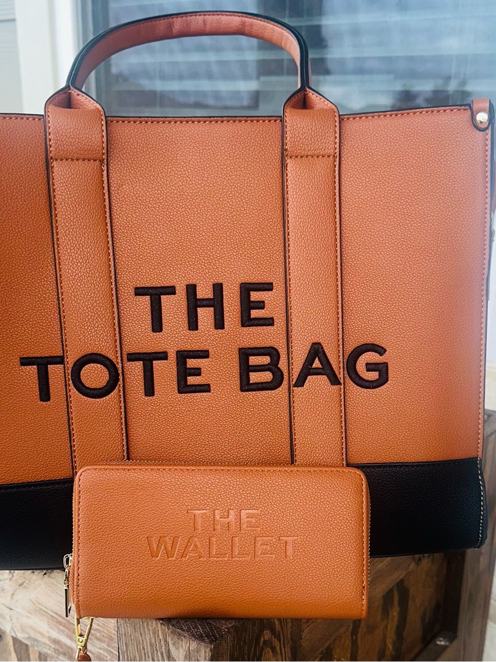 Classic Tan Tote Bag with Matching Wallet - THE TOTE BAG